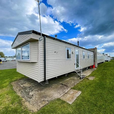 Great 6 Berth Caravan Nearby The Beach In Walton-On-The-Naze Ref 17181X Exterior foto