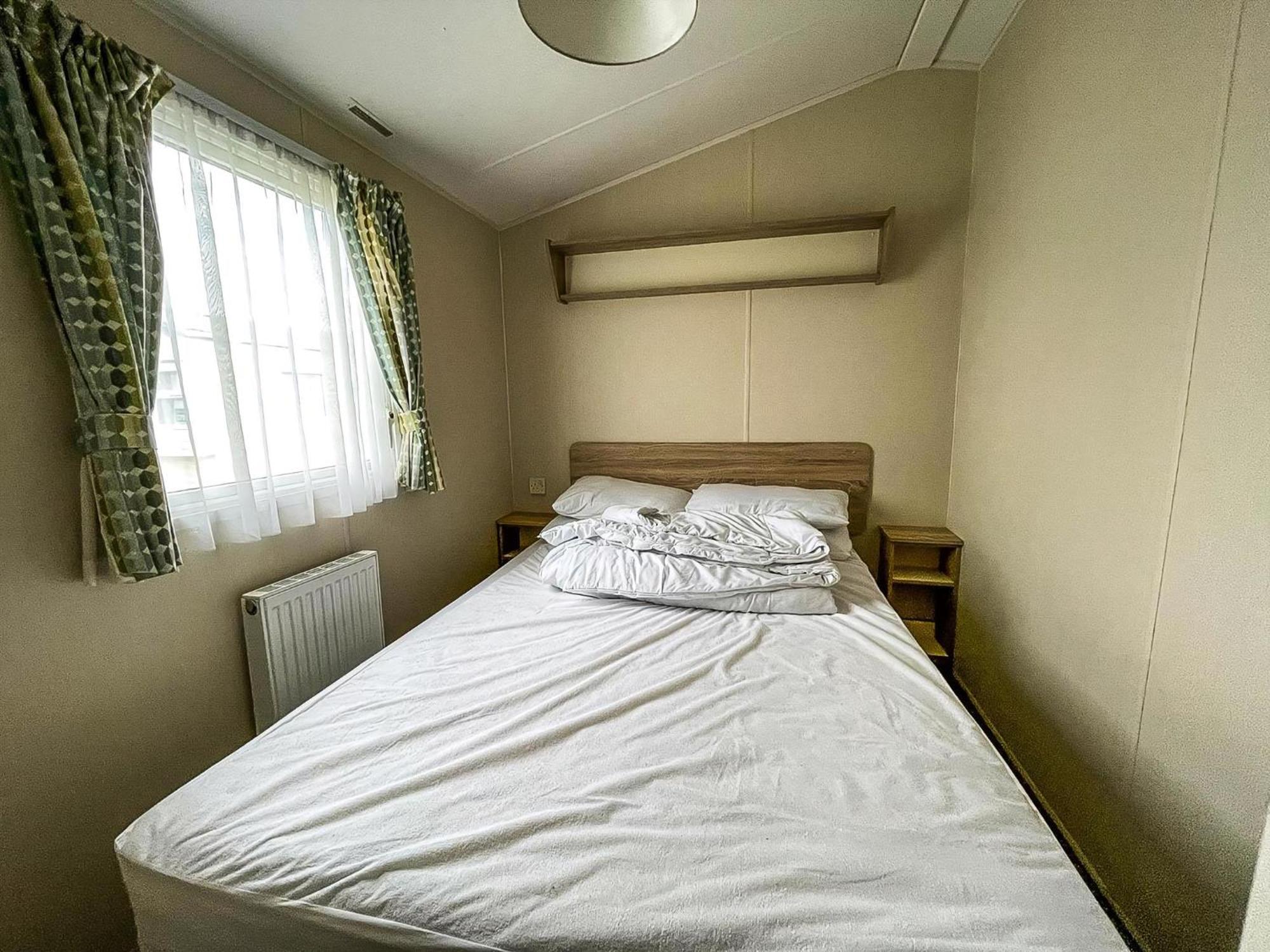 Great 6 Berth Caravan Nearby The Beach In Walton-On-The-Naze Ref 17181X Exterior foto
